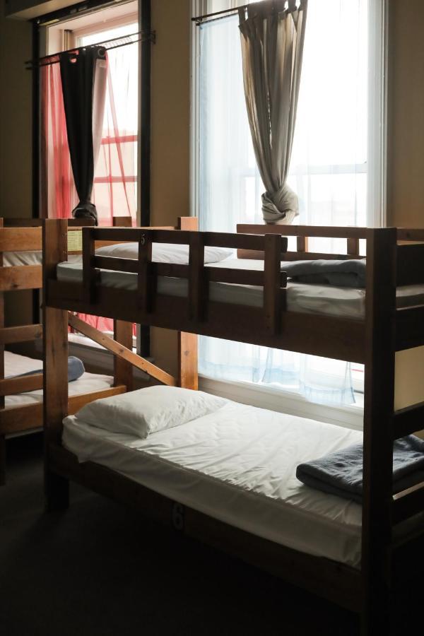 Hostel Buffalo-Niagara Екстериор снимка